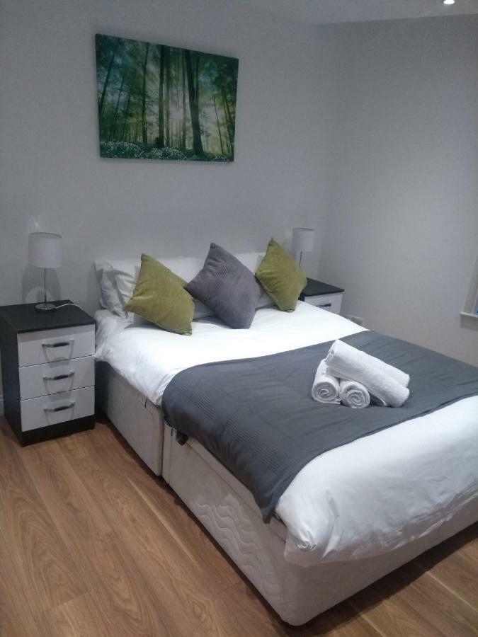 لوتون Clifton Apartment المظهر الخارجي الصورة